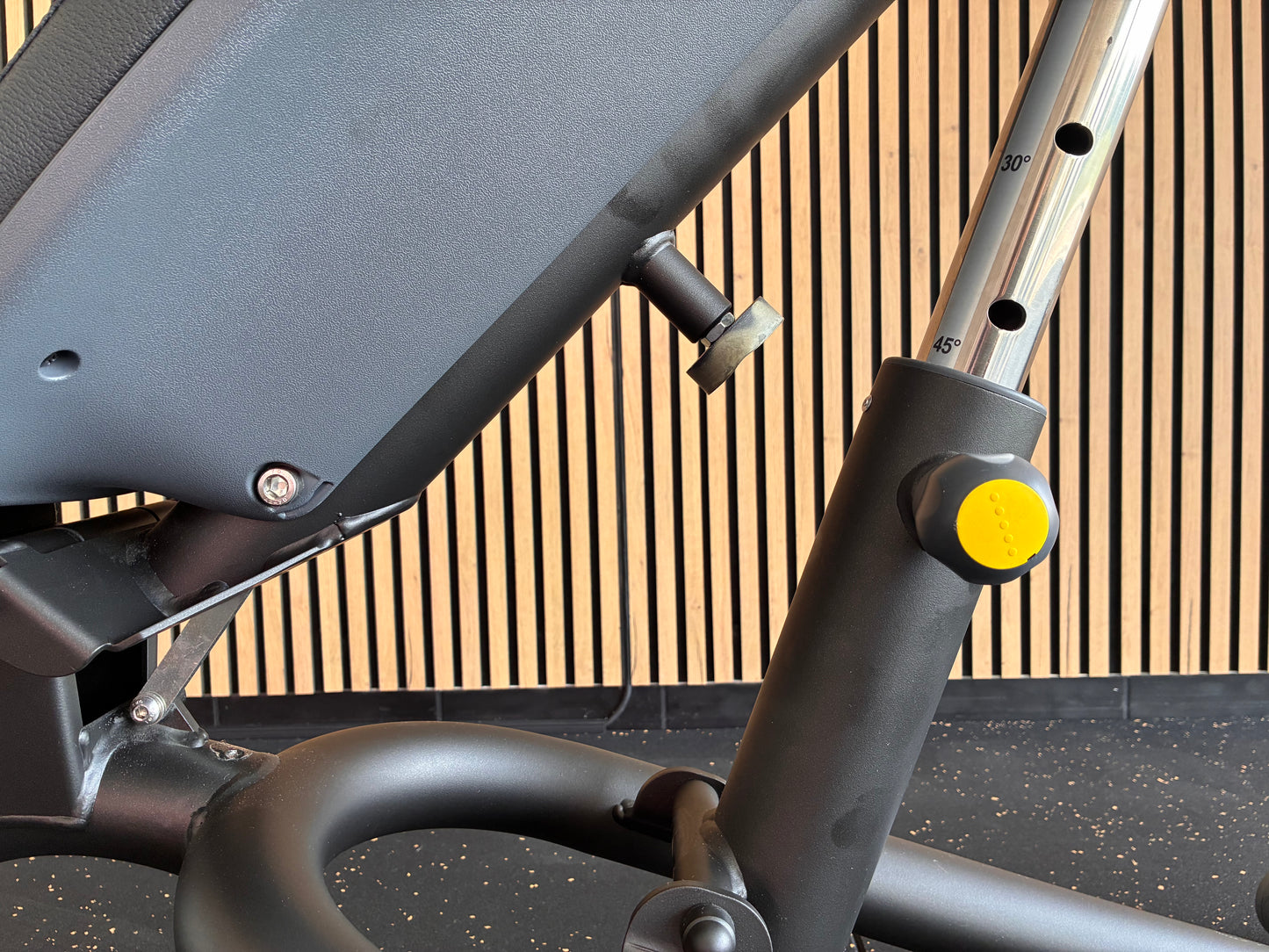 Technogym® Adjustable Bench
