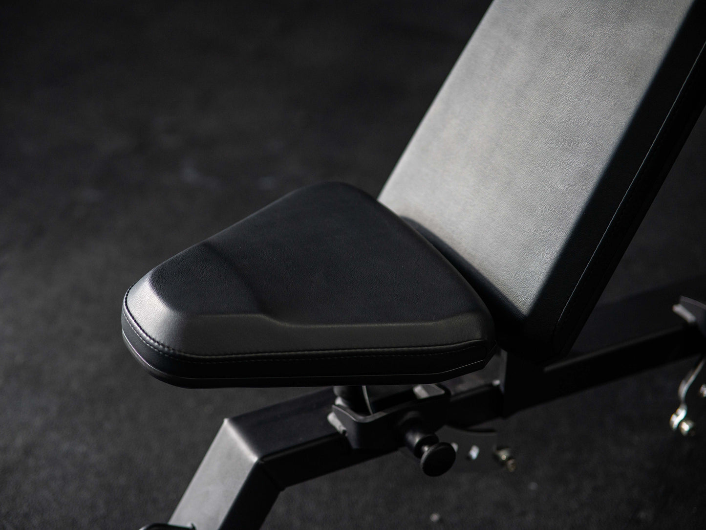 Hantelbank SQMIZE® PREMIUM BISON SQ-R600 www.simpleproducts.at