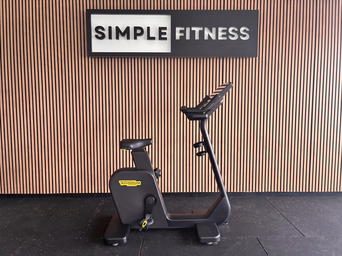Technogym® Excite+ Live Bike 9000 16″