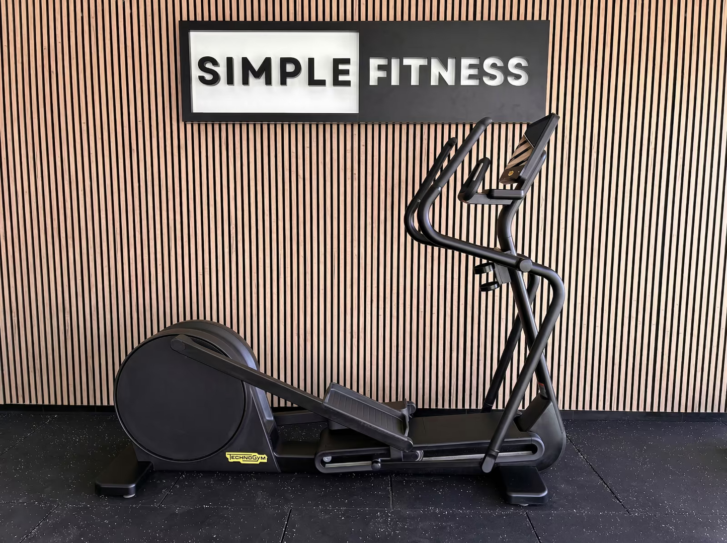 Technogym® Excite+ Live Synchro 7000 16" inkl. Adjustable Ramp