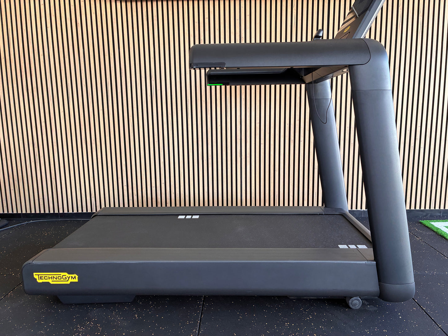 Technogym® Excite Live Run 700 (último modelo)