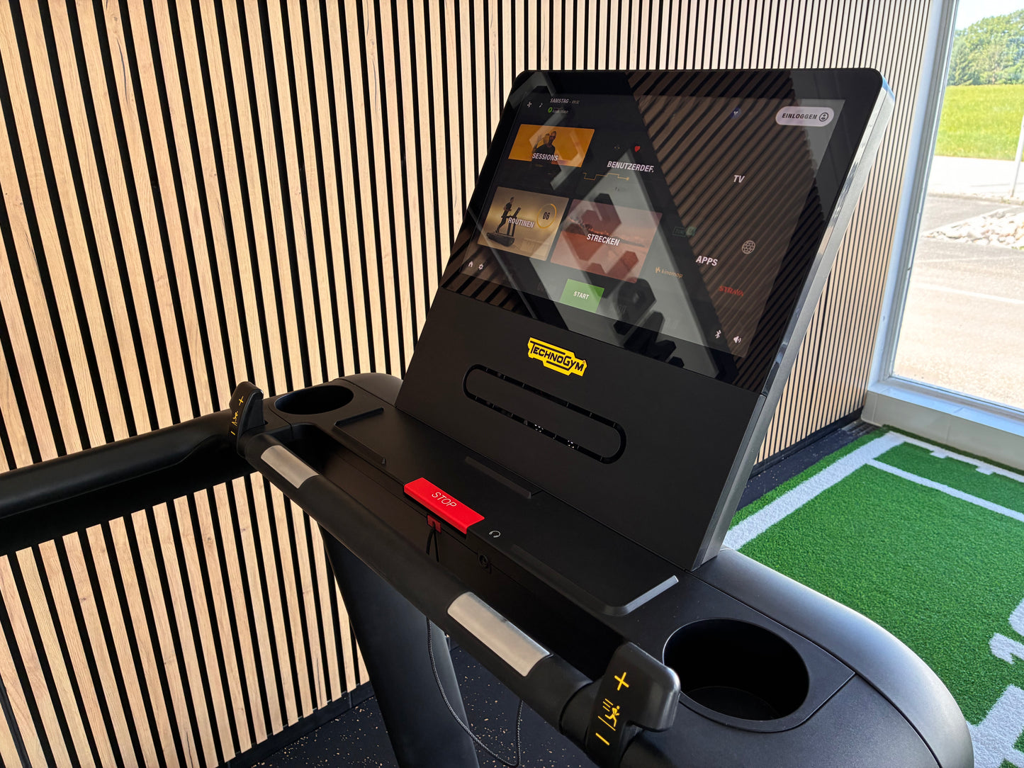 Technogym® Excite Live Run 700 (último modelo)