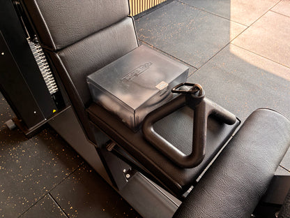 Technogym® UNICA Estación de fuerza Multi Gym (negro completo)
