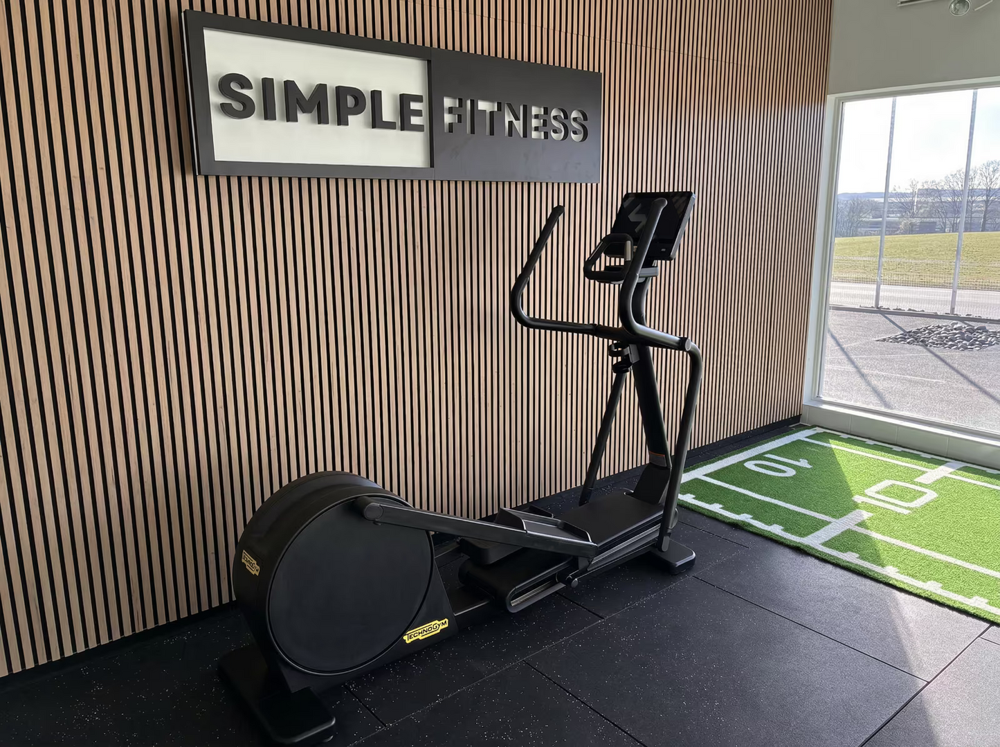 Technogym® Excite+ Live Synchro 7000 16" inkl. Adjustable Ramp