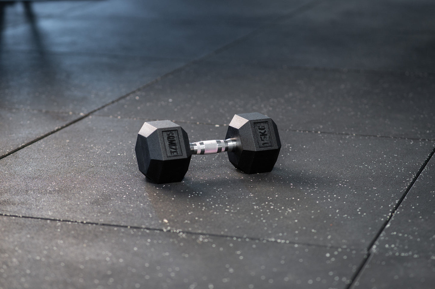 Hex Dumbbell - Hexagon Hanteln SQMIZE® HDBR gummiert, 2.5 - 40 kg www.simpleproducts.at 15 kg 