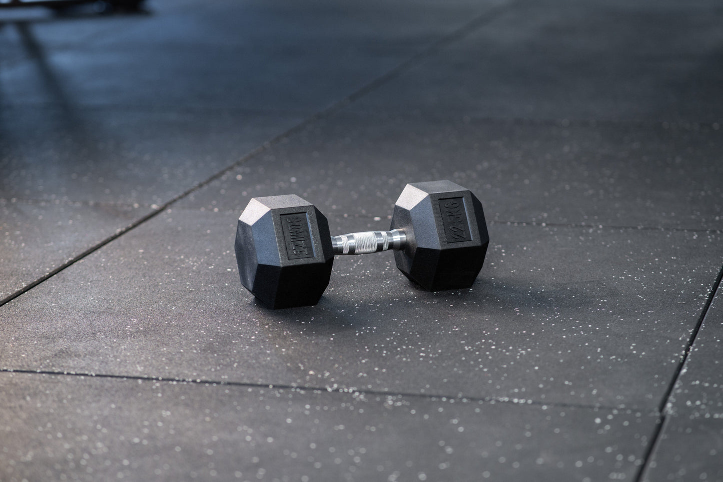 Hex Dumbbell - Hexagon Hanteln SQMIZE® HDBR gummiert, 2.5 - 40 kg www.simpleproducts.at 22.5 kg 
