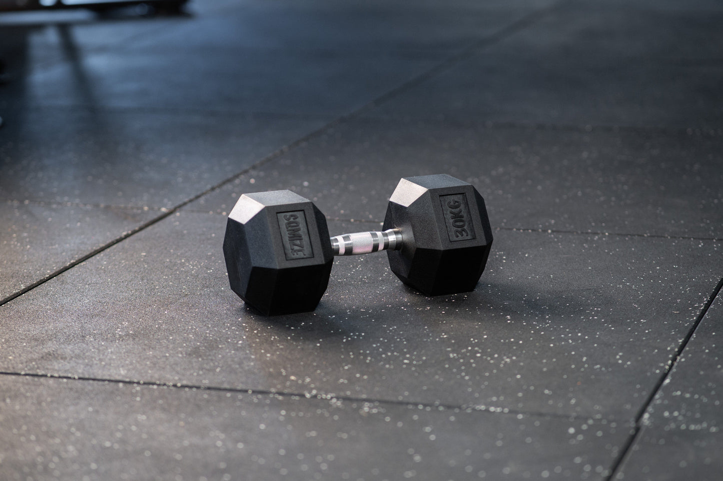 Hex Dumbbell - Hexagon Hanteln SQMIZE® HDBR gummiert, 2.5 - 40 kg www.simpleproducts.at 30 kg 